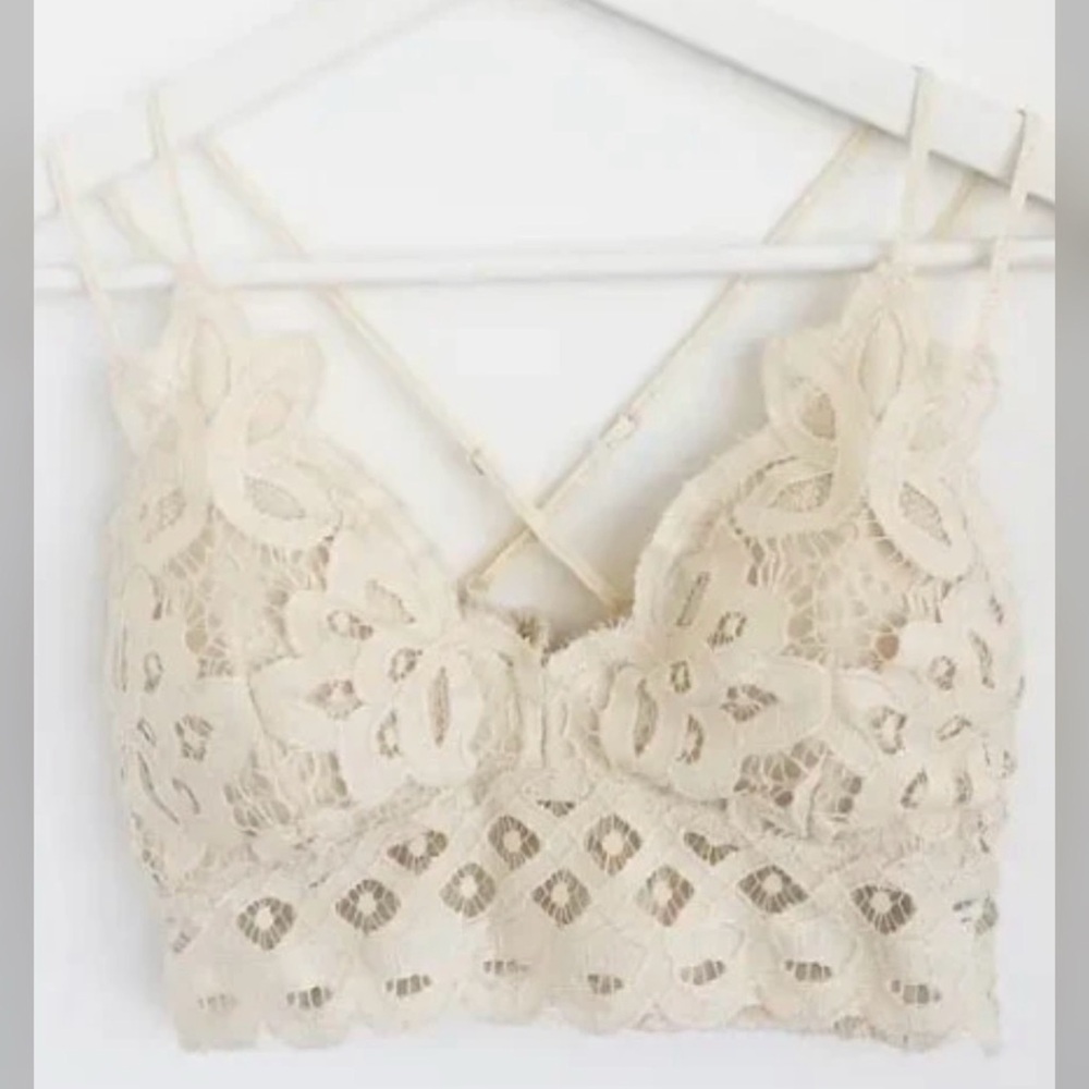 Lace Cream Bralette